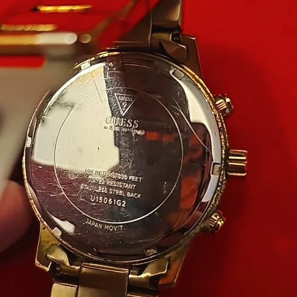 Men's Guess Watch - Picture 12 of 13